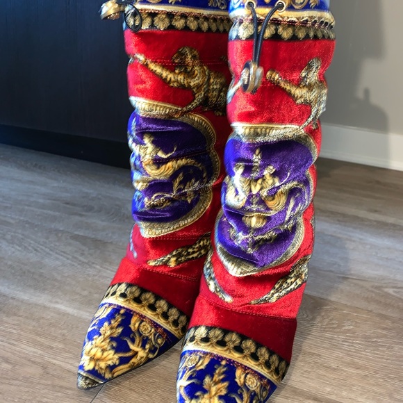 Versace Shoes - Versace shoes.